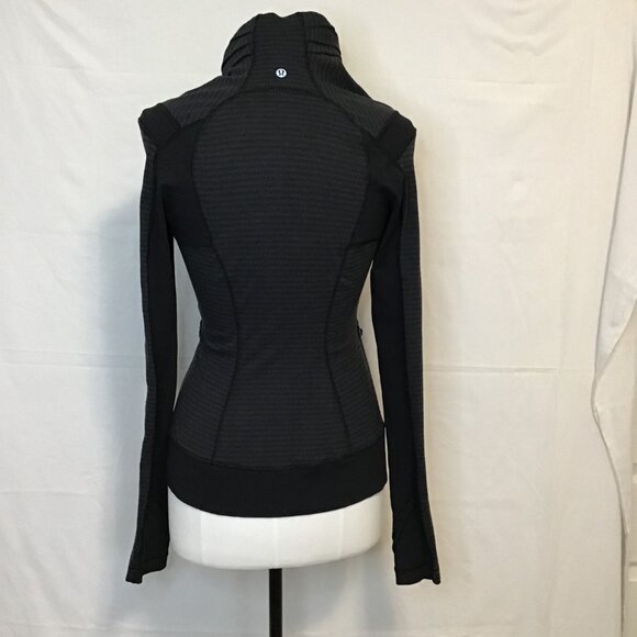 Lululemon Bhakti Yoga Jacket Size 6 - Picture 9 of 15